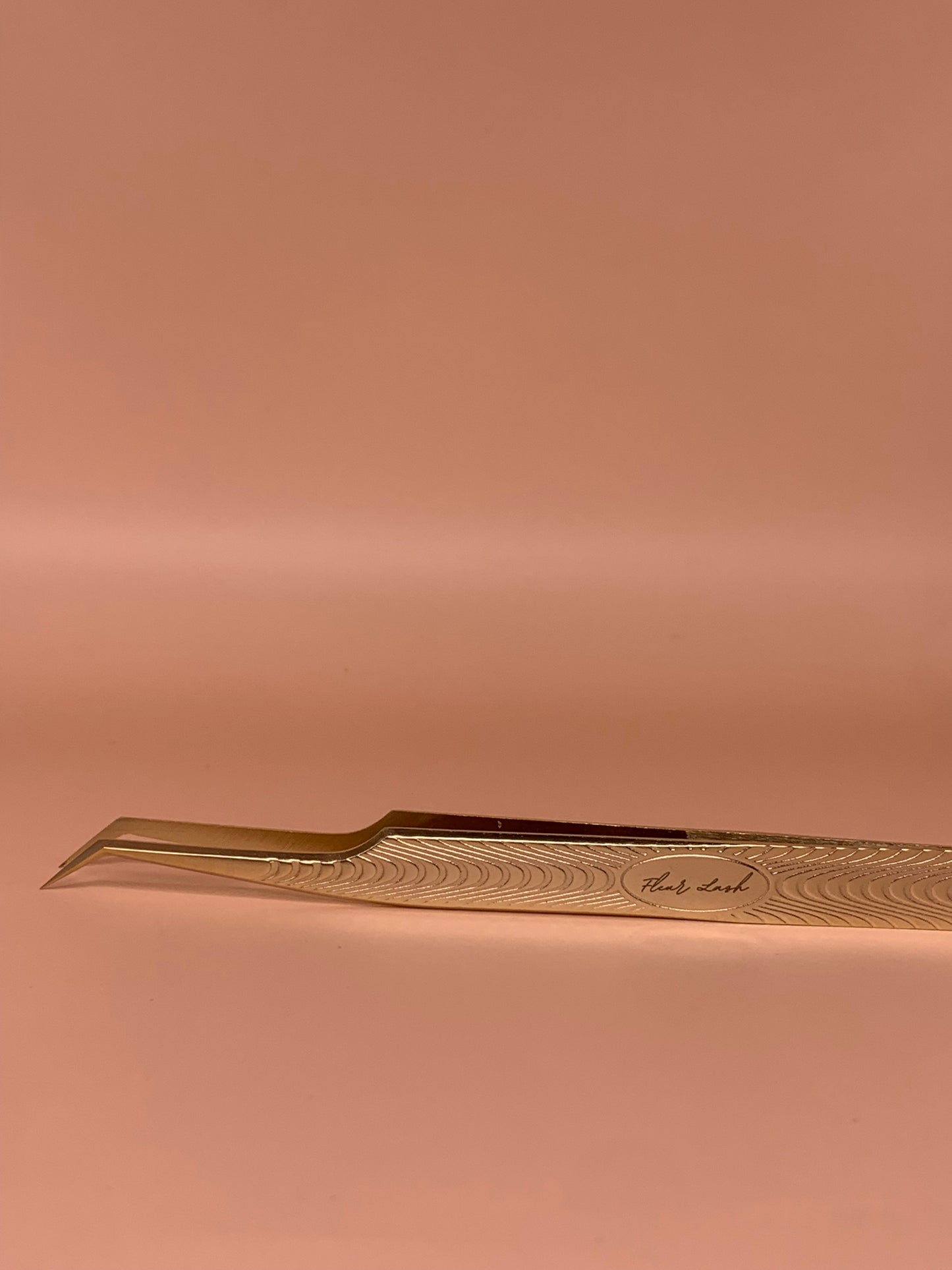 Bestie #3 Short Angled Tweezer
